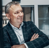 Češi se bojí investovat hlavně kvůli ztrátě peněz, tvrdí Lukáš Blažek z Ronda Invest